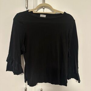 Black Aritzia 3/4-Length Sleeve T-Shirt